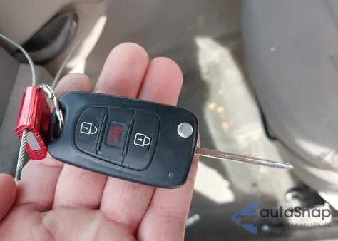 2012 Kia Sportage Lx z USA, uszkodzony, nr VIN KNDPBCA24C7230808